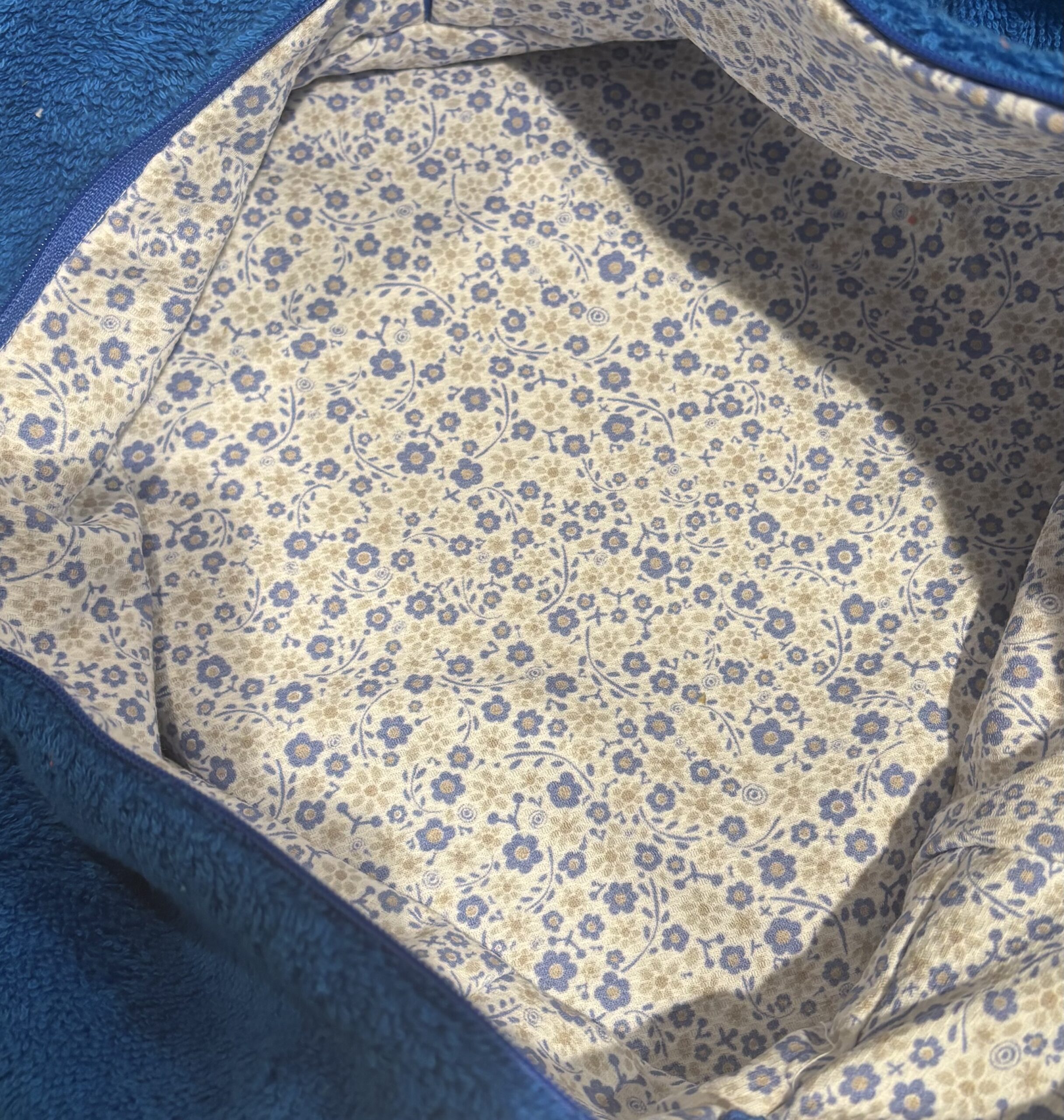 Beauty L Spugna Blu Elettrico Biomore - immagine 3