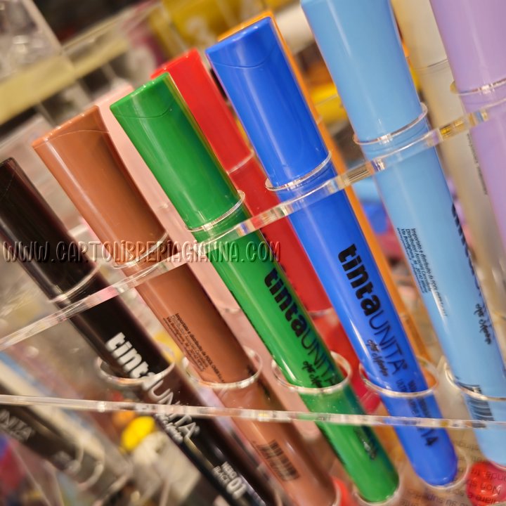 Pennarello Acrilico – Tinta Unita Art Marker – Basetta in acrlico con 12 colori - immagine 3