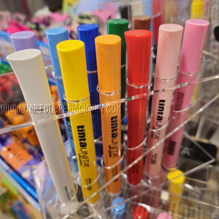 Pennarello Acrilico – Tinta Unita Art Marker – Basetta in acrlico con 12 colori - immagine 4